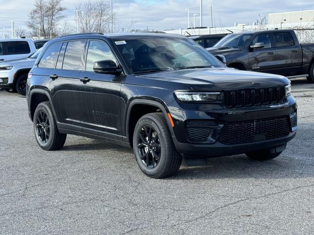 new 2025 Jeep Grand Cherokee car, priced at $45,384