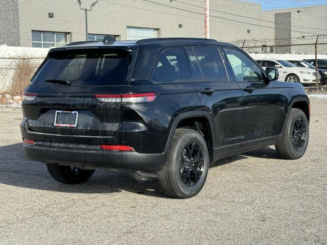 new 2025 Jeep Grand Cherokee car, priced at $45,384