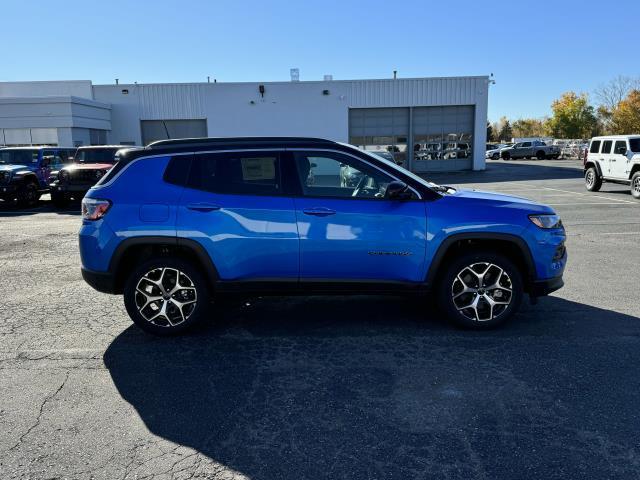 new 2025 Jeep Compass car, priced at $34,110