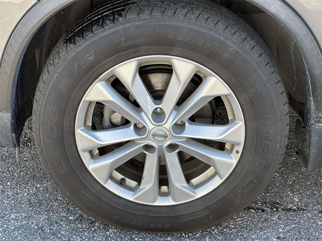 used 2016 Nissan Rogue car, priced at $13,995