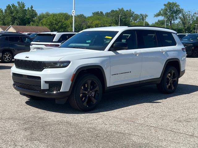 new 2024 Jeep Grand Cherokee L car, priced at $48,818