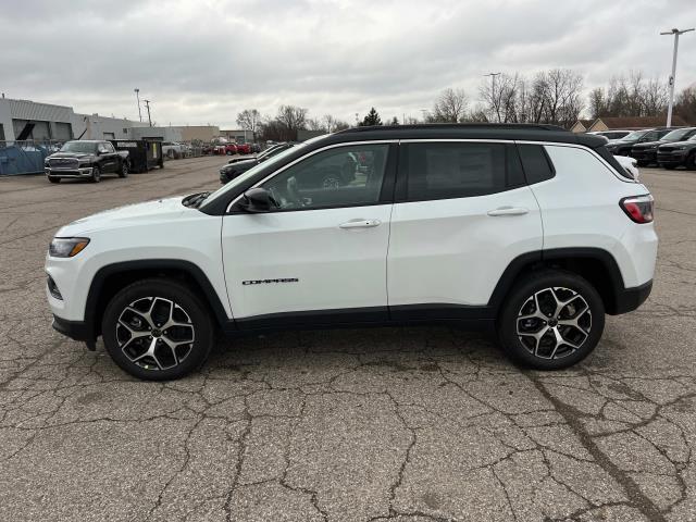 new 2025 Jeep Compass car, priced at $33,562