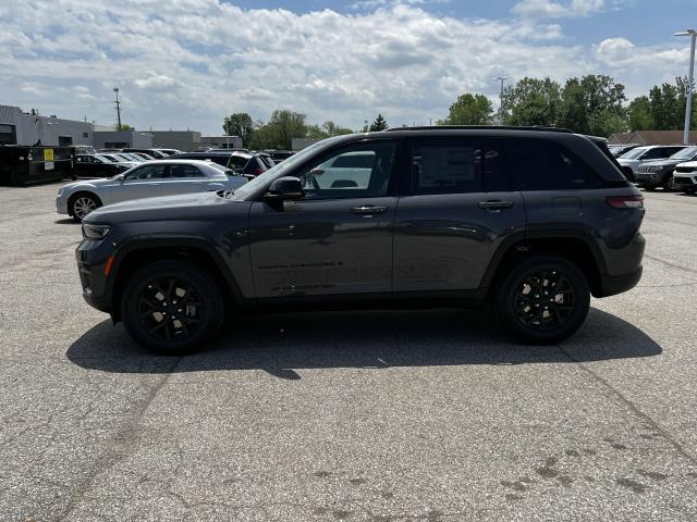 new 2024 Jeep Grand Cherokee L car, priced at $49,175