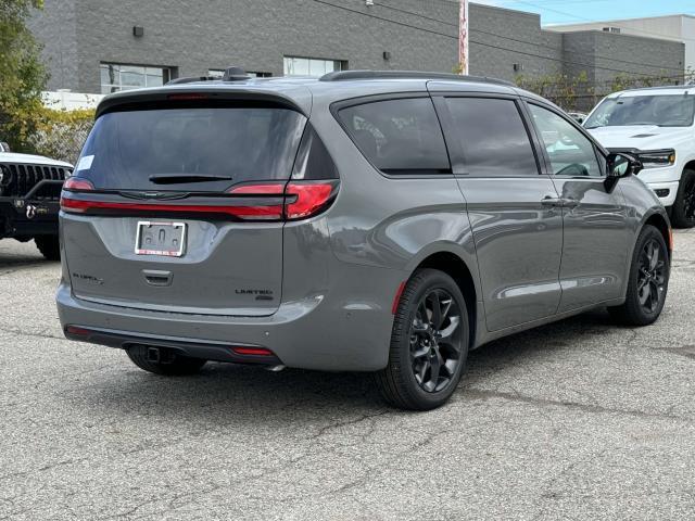 new 2025 Chrysler Pacifica car, priced at $55,706