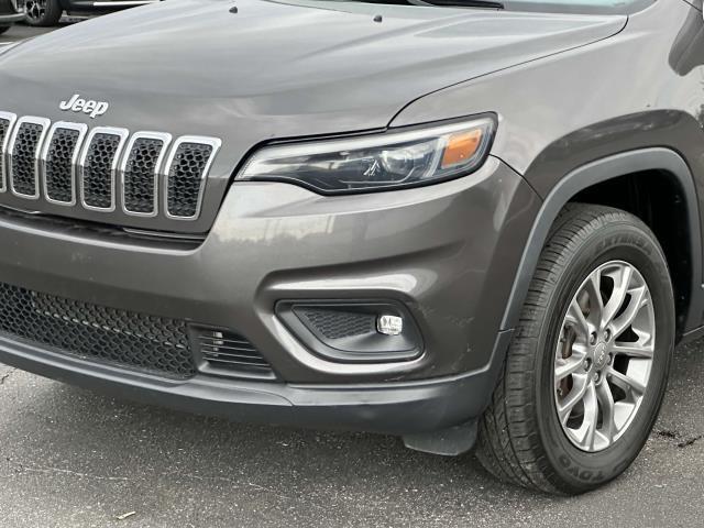 used 2019 Jeep Cherokee car, priced at $16,495