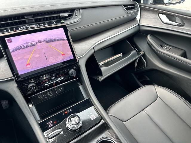 new 2025 Jeep Grand Cherokee car, priced at $53,056