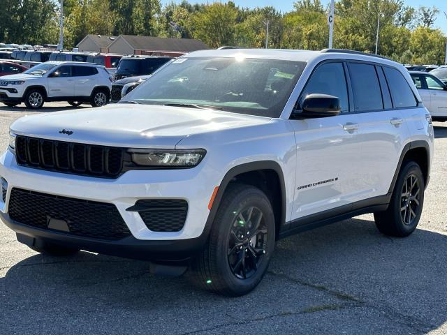 new 2025 Jeep Grand Cherokee car, priced at $44,848