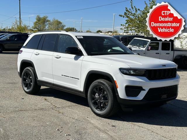 new 2025 Jeep Grand Cherokee car, priced at $44,848