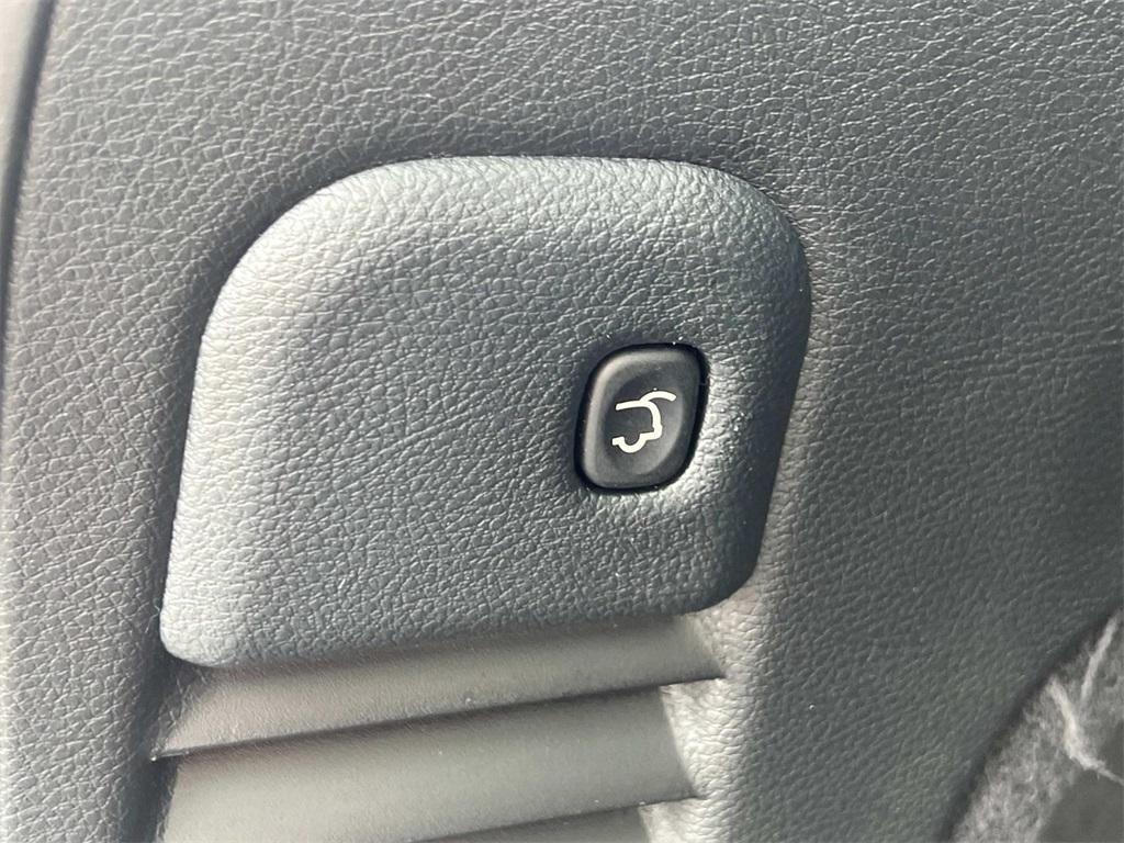 used 2020 Jeep Grand Cherokee car, priced at $24,995