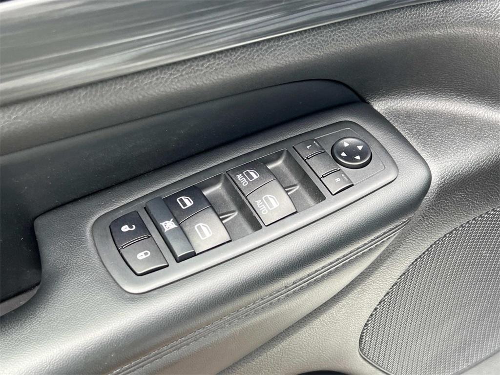 used 2020 Jeep Grand Cherokee car, priced at $24,995