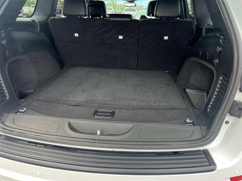 used 2020 Jeep Grand Cherokee car, priced at $24,995