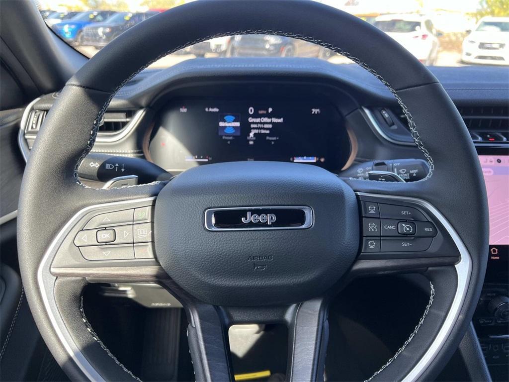new 2025 Jeep Grand Cherokee car, priced at $48,784