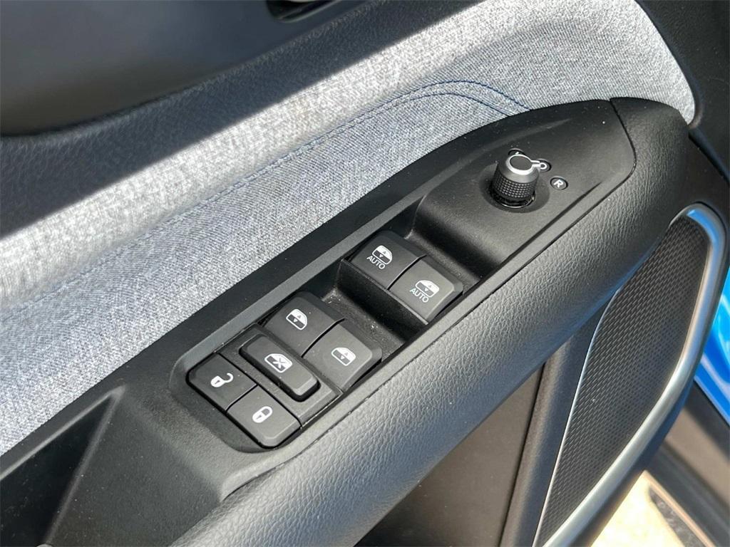 used 2022 Jeep Compass car, priced at $21,995