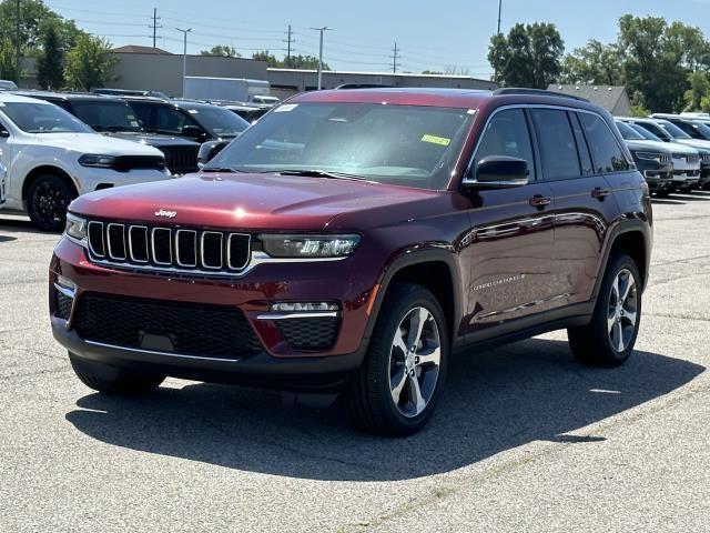 new 2025 Jeep Grand Cherokee car, priced at $52,966