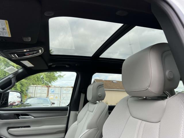 new 2025 Jeep Wagoneer L car, priced at $71,629