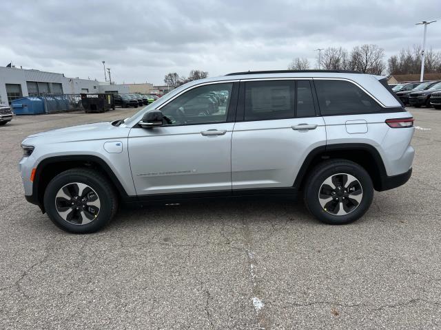 new 2025 Jeep Grand Cherokee 4xe car, priced at $62,152