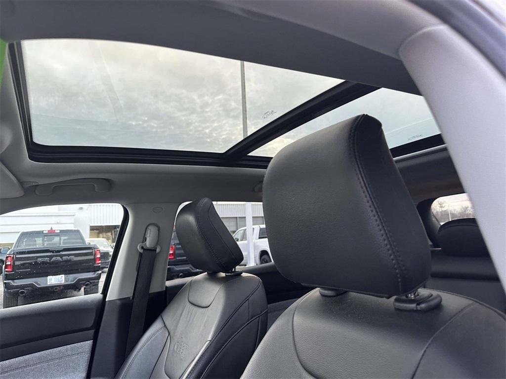 used 2022 Jeep Compass car, priced at $22,995