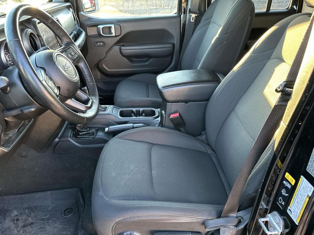 used 2022 Jeep Wrangler Unlimited car, priced at $33,995