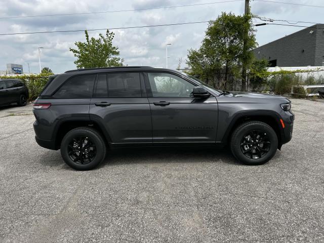 new 2024 Jeep Grand Cherokee car, priced at $46,364