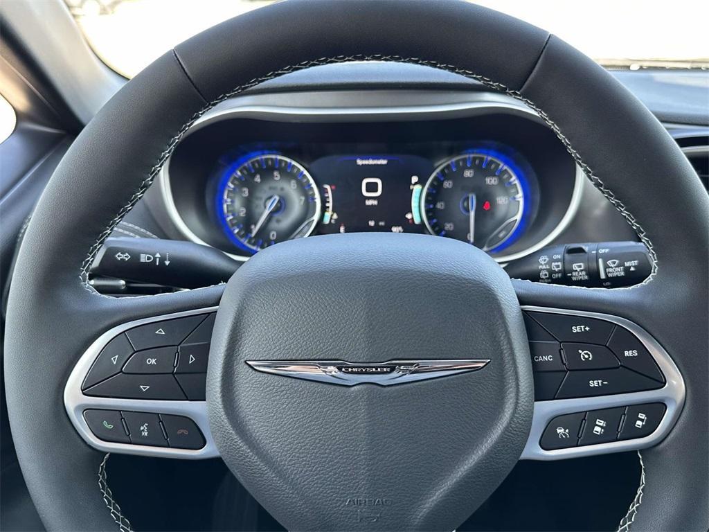 new 2026 Chrysler Pacifica car, priced at $46,312