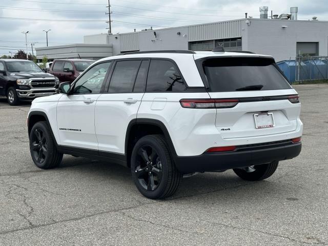 new 2025 Jeep Grand Cherokee car, priced at $47,423