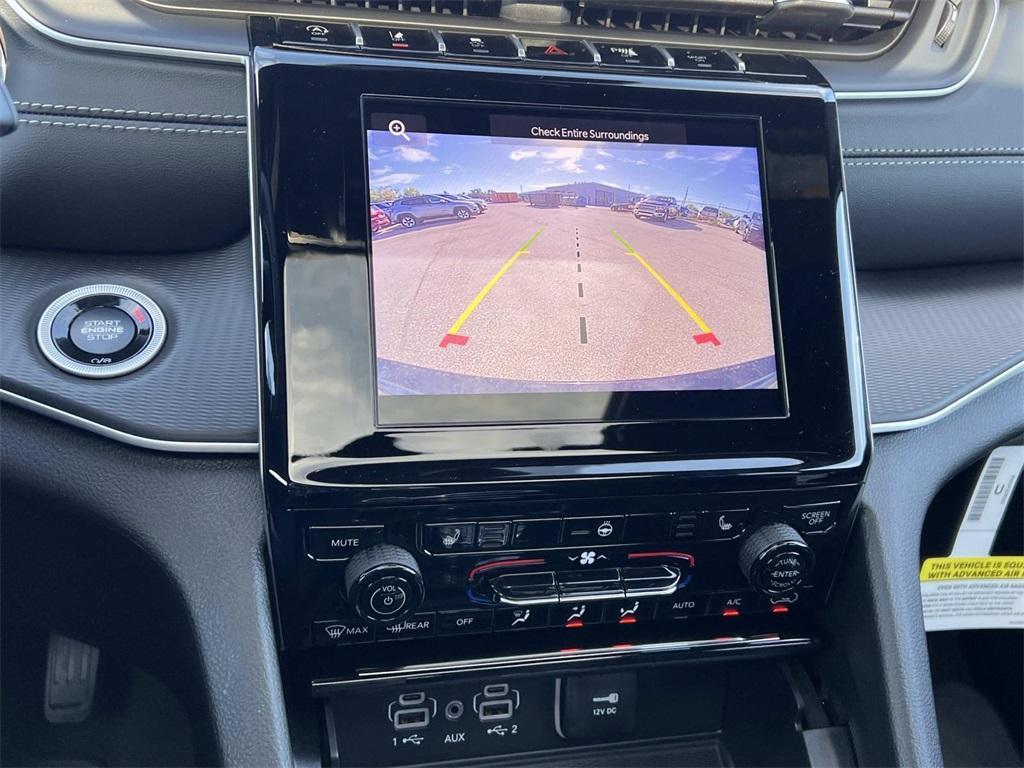 new 2025 Jeep Grand Cherokee car, priced at $45,708