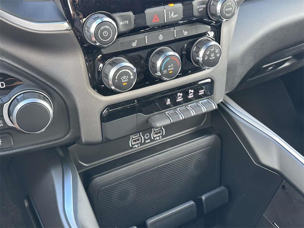 new 2025 Ram 1500 car, priced at $53,698