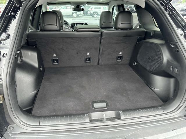 used 2021 Jeep Cherokee car, priced at $25,995