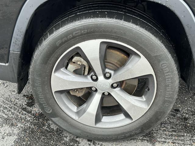 used 2021 Jeep Cherokee car, priced at $25,995