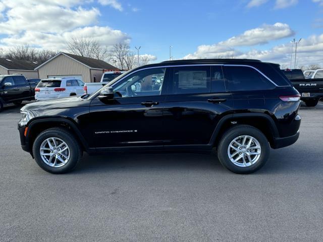 new 2025 Jeep Grand Cherokee car, priced at $43,082