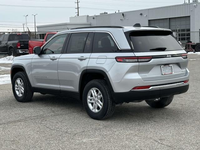 new 2025 Jeep Grand Cherokee car, priced at $42,406