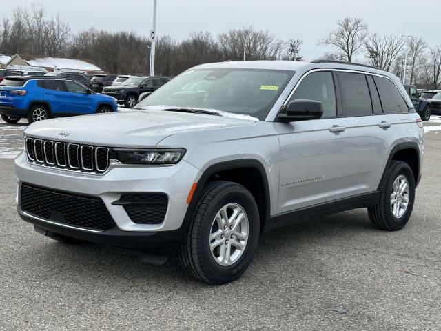 new 2025 Jeep Grand Cherokee car, priced at $42,406