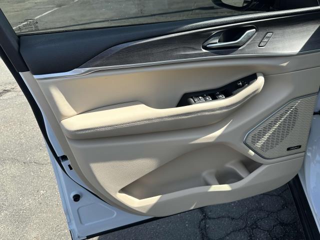 used 2022 Jeep Grand Cherokee L car, priced at $35,995