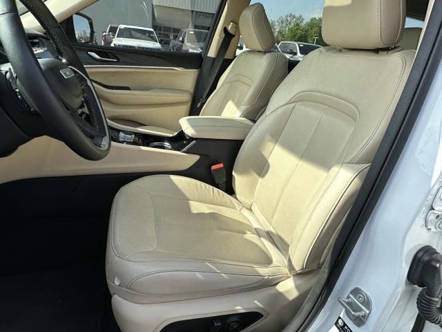 used 2022 Jeep Grand Cherokee L car, priced at $35,995
