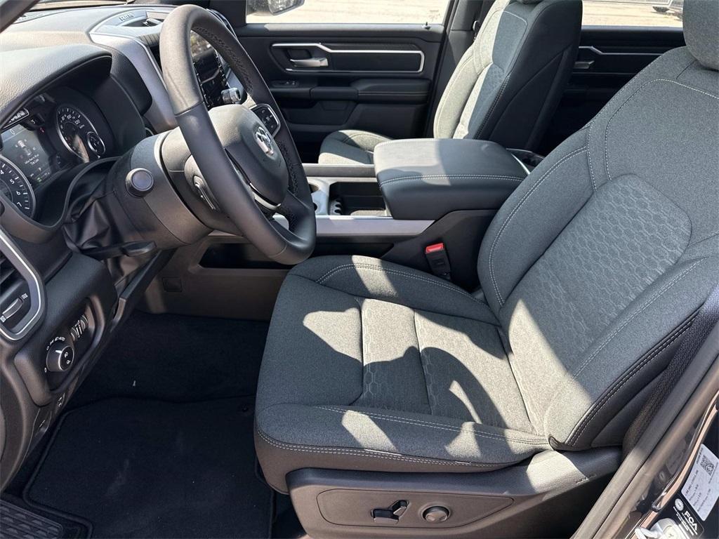 new 2025 Ram 1500 car, priced at $55,283