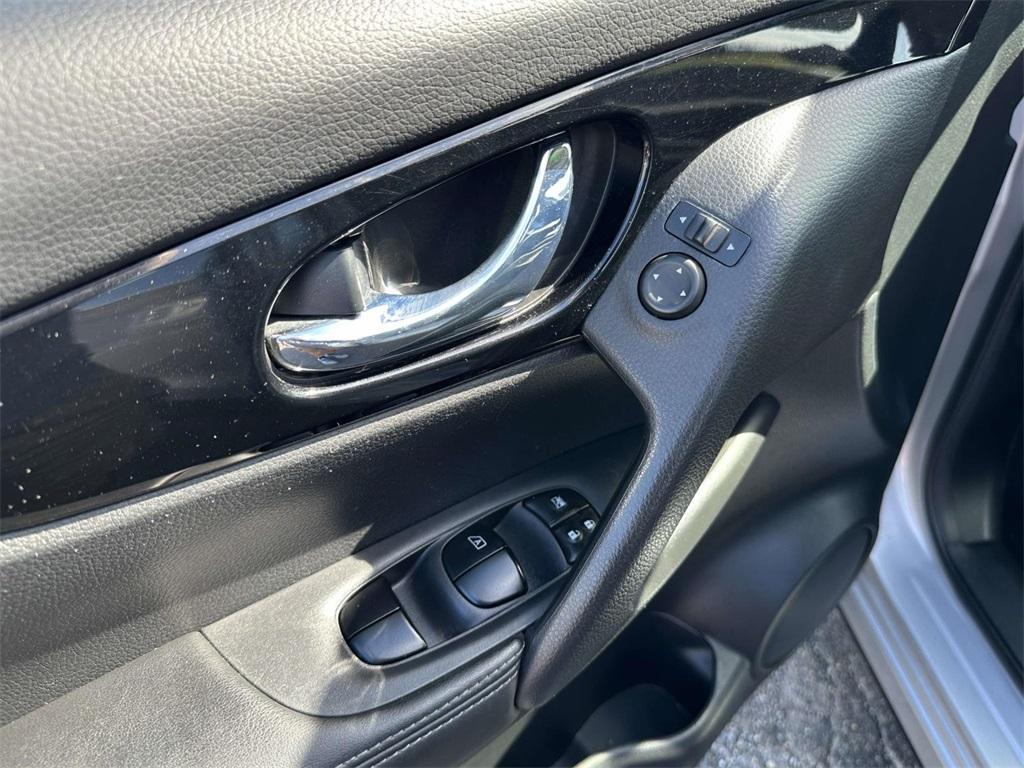 used 2017 Nissan Rogue Sport car, priced at $10,995