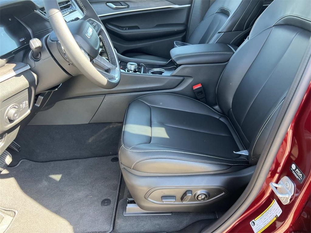 new 2025 Jeep Grand Cherokee car, priced at $50,728