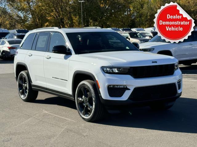 new 2025 Jeep Grand Cherokee car, priced at $52,321