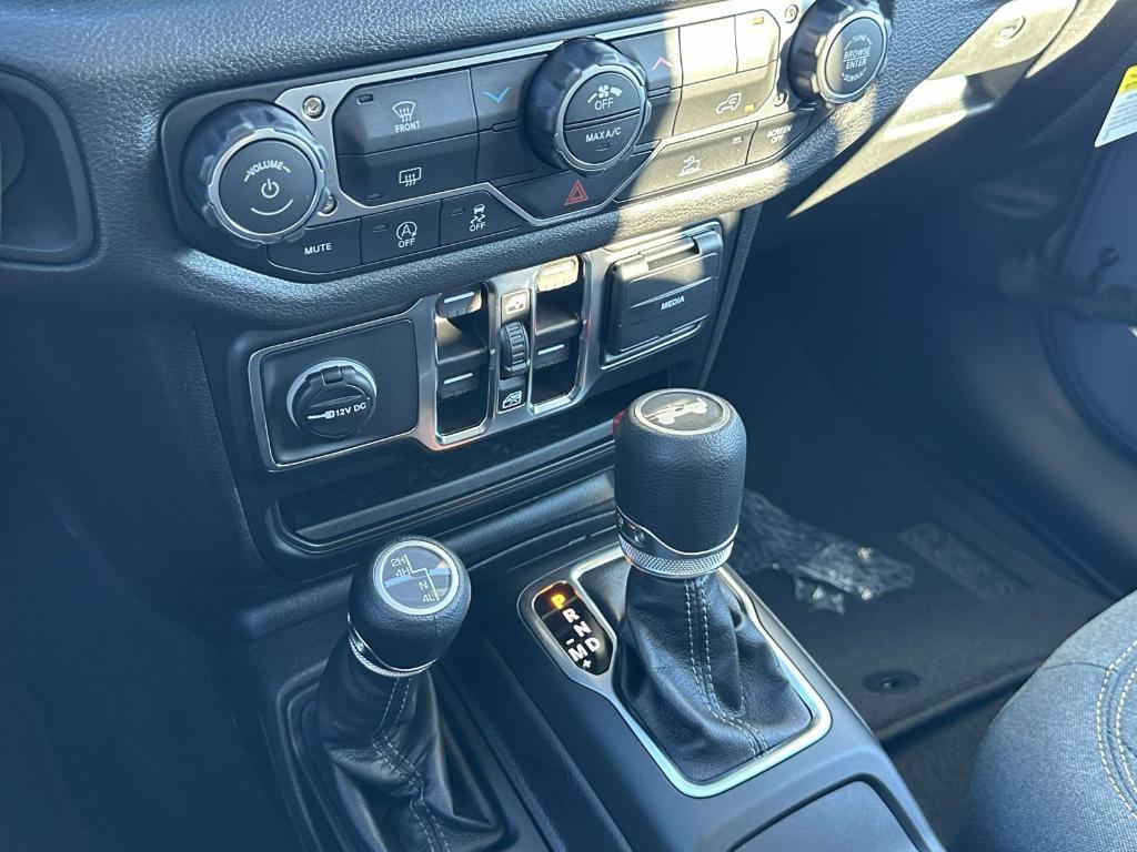 new 2026 Jeep Wrangler car, priced at $43,780
