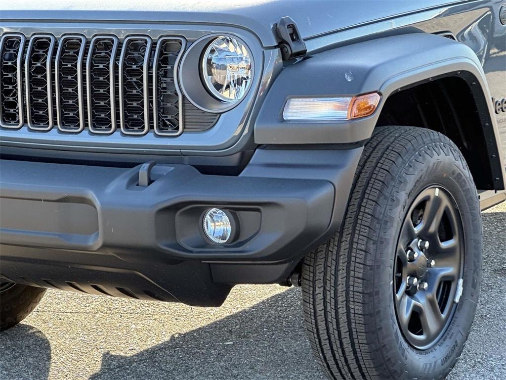 new 2026 Jeep Wrangler car, priced at $43,780
