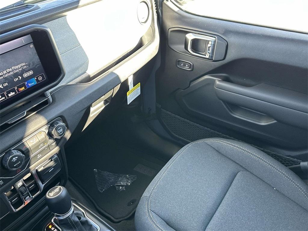 new 2026 Jeep Wrangler car, priced at $43,780