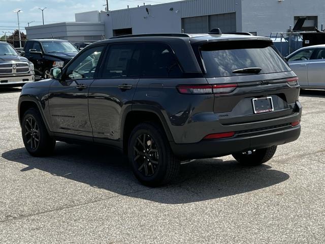 new 2024 Jeep Grand Cherokee L car, priced at $47,874