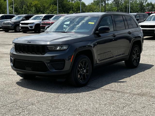 new 2024 Jeep Grand Cherokee L car, priced at $47,874