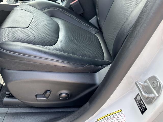 used 2022 Jeep Cherokee car, priced at $26,995