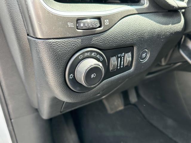 used 2022 Jeep Cherokee car, priced at $26,995