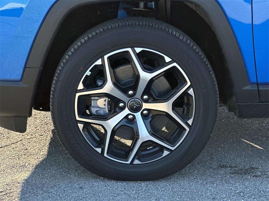 new 2026 Jeep Compass car, priced at $35,129