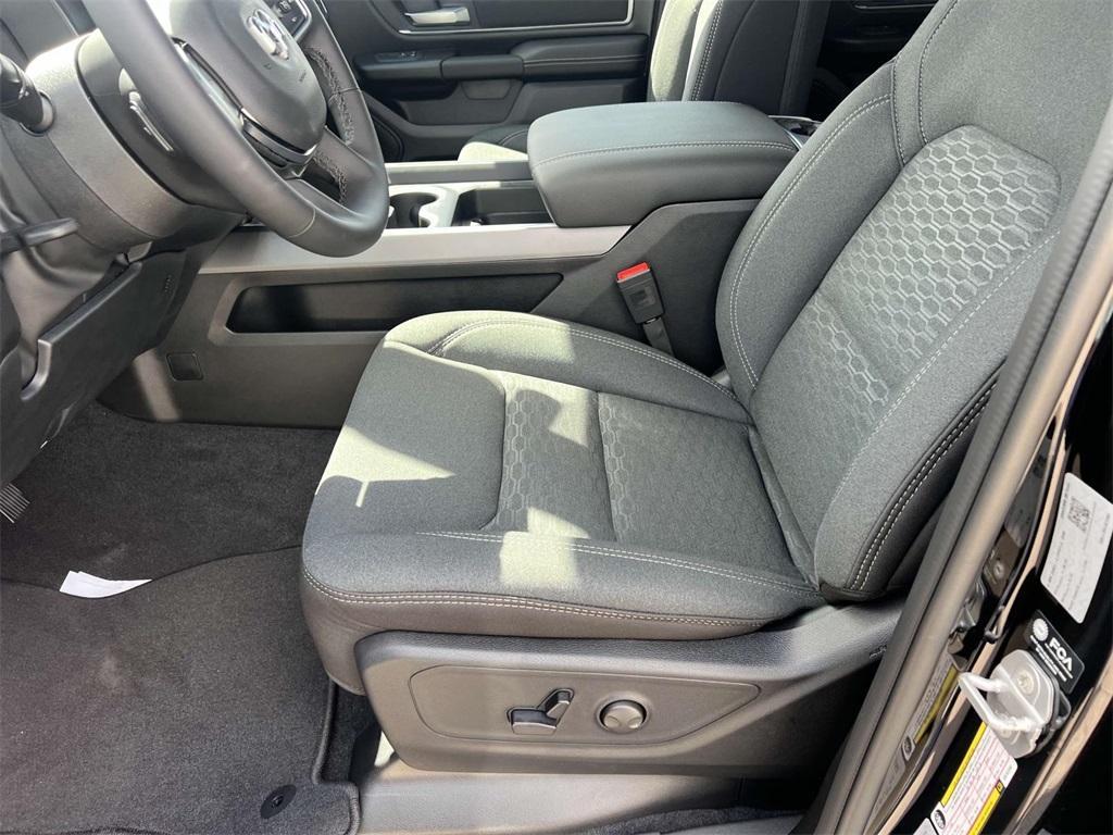 new 2025 Ram 1500 car, priced at $55,283