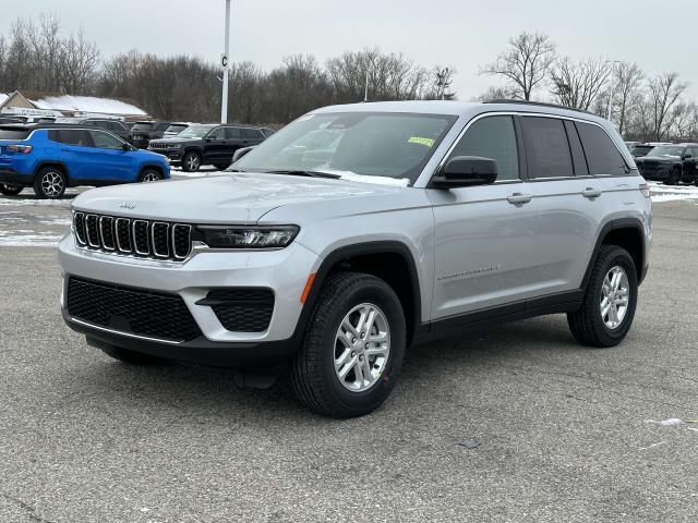 new 2025 Jeep Grand Cherokee car, priced at $42,406