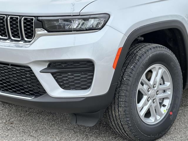 new 2025 Jeep Grand Cherokee car, priced at $42,406