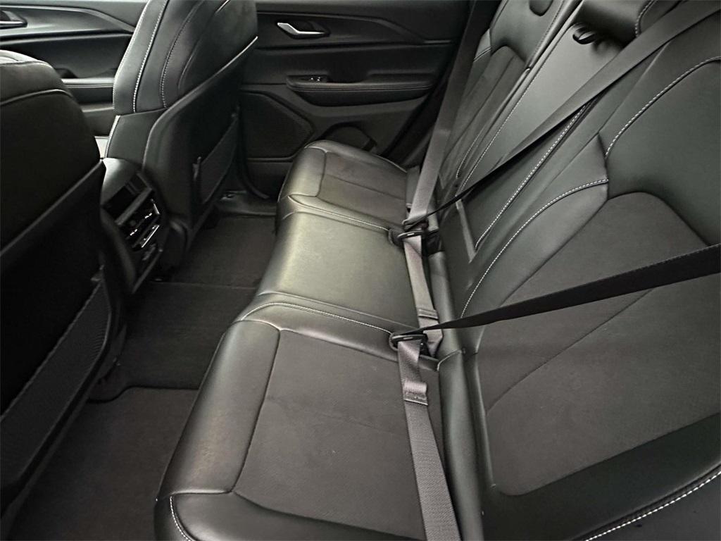 used 2024 Jeep Grand Cherokee car, priced at $31,995